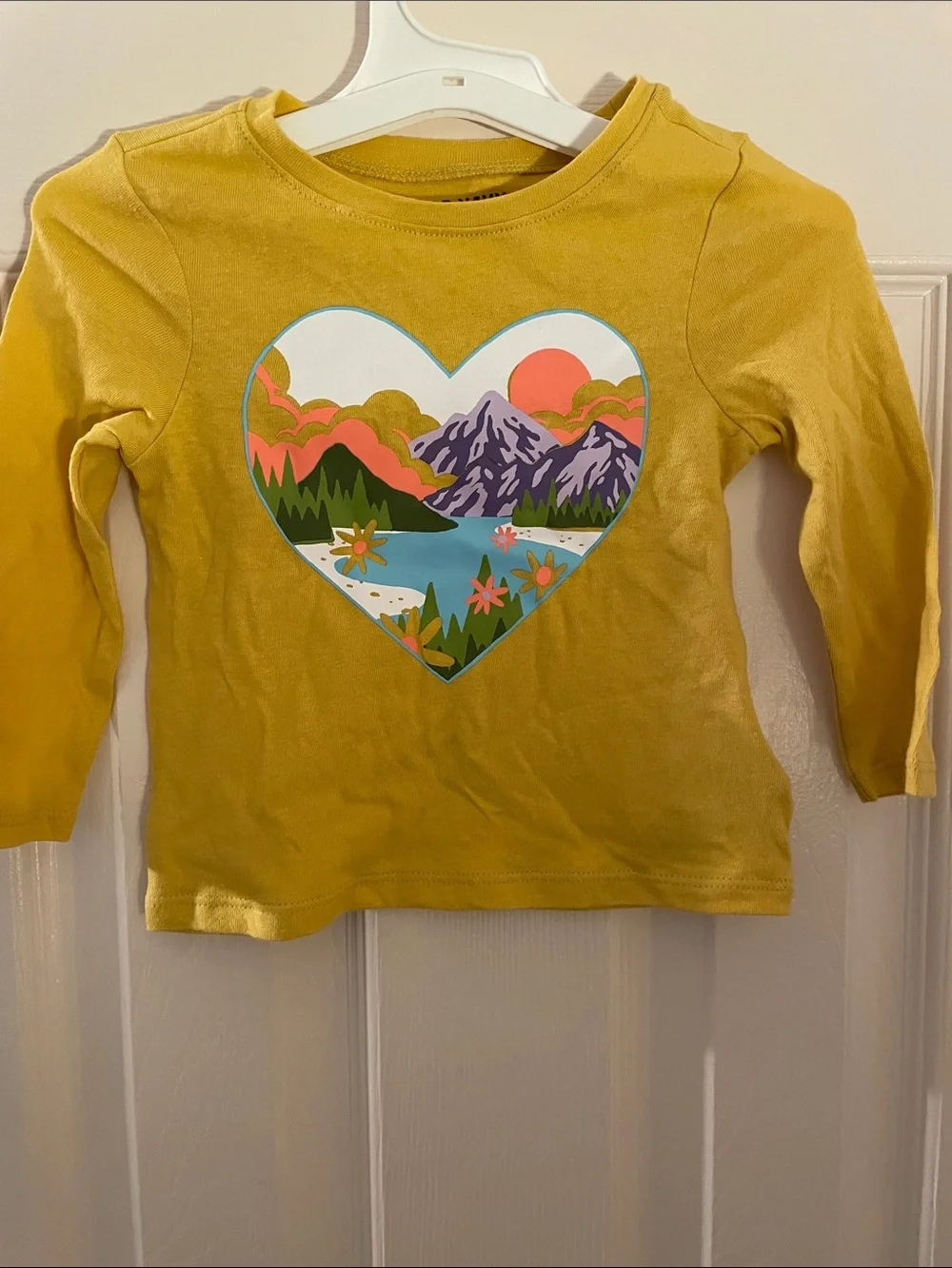 Long-Sleeve Heart Graphic Top - Mustard Yellow Nwt 12/18mon Old Navy